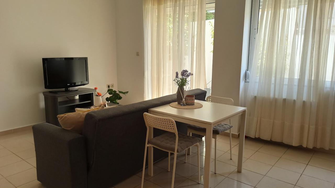 Cozy Flat Close To The Airport/Port And Center Nea Alikarnassos Luaran gambar